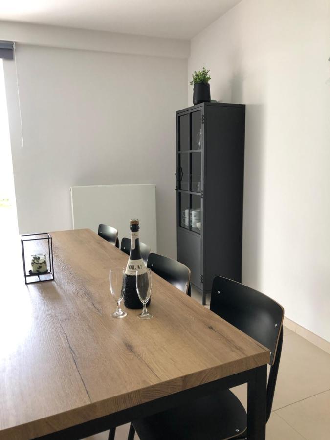 Vakantie Appartement Allure, Met Zuidgericht Tuintje Ostend Exterior foto